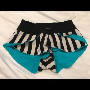 Lululemon reversible boy short swimwear